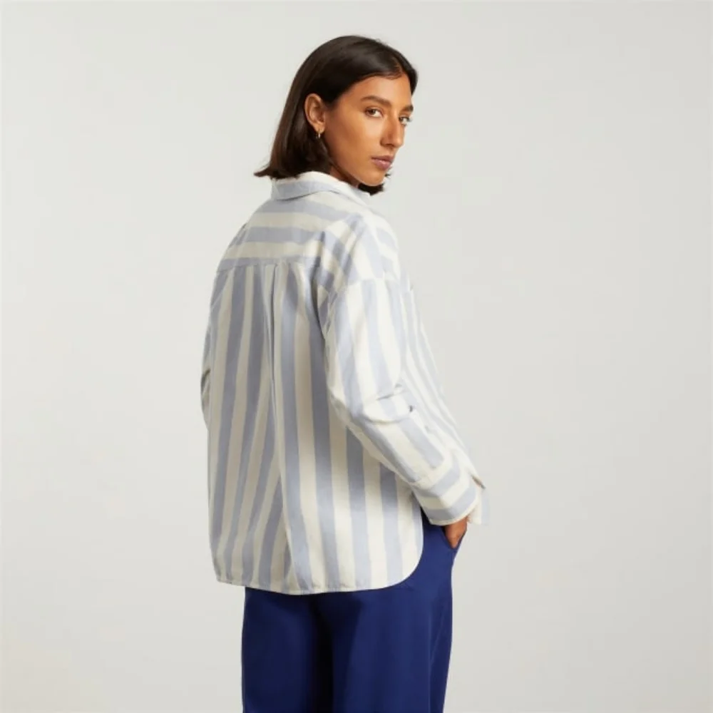 Everlane  Blue and White Striped Button Down Shirt - Picture 2 of 5